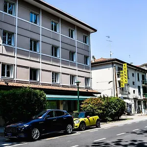 Vienna 3*, Marghera Italien